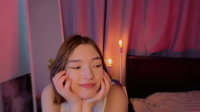 Leyla crsh online show from February 28, 2026, 5:19 am