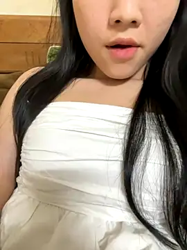 Xuxuxx online show from December 16, 2025, 11:04 am