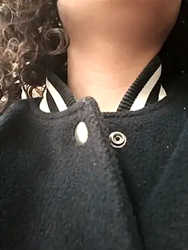 Snapshot of MapeDiamond chatting on January 15, 2026, 12:54 pm MapeDiamond online show from January 15, 2026, 12:54 pm