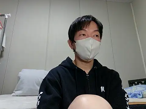 sweets danshi online show from January 10, 2026, 1:18 am