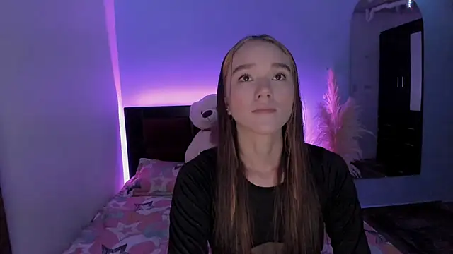 CRISTAL T2 online show from April 18, 2026, 2:54 pm