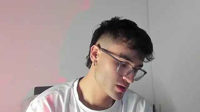 charlie dicker online show from February 13, 2026, 11:34 pm