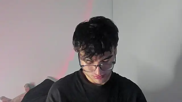 charlie dicker online show from April 29, 2026, 1:43 am