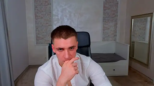 Snapshot of KellenWest chatting on May 27, 2026, 5:21 pm KellenWest online show from May 27, 2026, 5:21 pm
