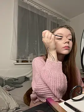 Snapshot of my_liss chatting on December 17, 2025, 6:03 pm my liss online show from December 17, 2025, 6:03 pm