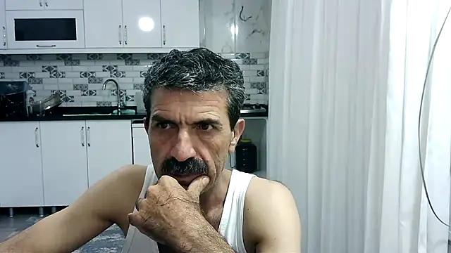 Snapshot of kobra21turki chatting on May 18, 2026, 10:04 pm kobra21turki online show from May 18, 2026, 10:04 pm