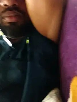 bnglrboy0886 online show from April 12, 2026, 7:41 pm