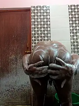  alexzz1155  online show from January 11, 2026, 4:06 am