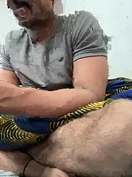 hot gym b0y online show from March 8, 2026, 11:14 am