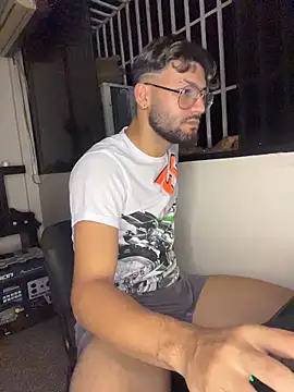 thedragonboyxxx online show from July 8, 2026, 5:56 am