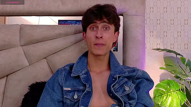 Ithan Skin online show from March 5, 2026, 6:48 pm