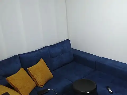 Christian jh bigcock online show from December 17, 2025, 4:40 am