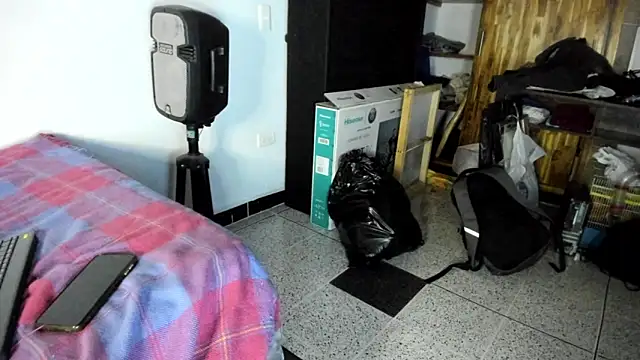 cirosky elchicopolla online show from March 30, 2026, 3:51 am