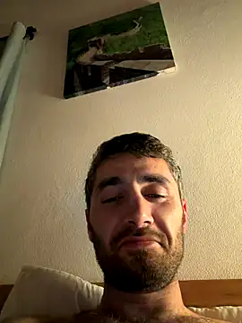 Josedmrx online show from December 16, 2025, 8:47 pm