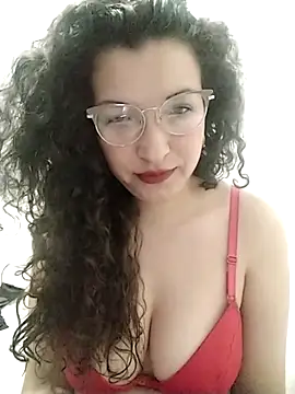 Snapshot of _Isabellamiller_ chatting on December 16, 2025, 9:36 am Isabellamiller online show from December 16, 2025, 9:36 am