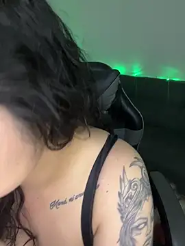 Snapshot of Amyy_1 chatting on June 18, 2026, 9:30 pm Amyy 1 online show from June 18, 2026, 9:30 pm