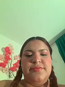 Snapshot of melanie_hh1 chatting on February 22, 2026, 5:51 am melanie hh1 online show from February 22, 2026, 5:51 am