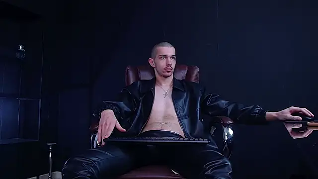 KaydenDrew online show from December 22, 2025, 5:26 am