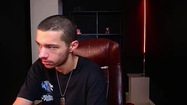 KaydenDrew online show from February 12, 2026, 5:02 am