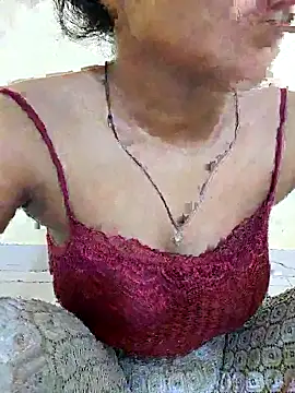 Geeta rani79 online show from April 25, 2026, 1:19 am