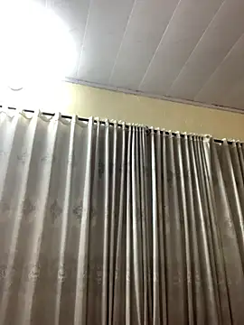 Candy LS online show from January 10, 2026, 4:09 pm