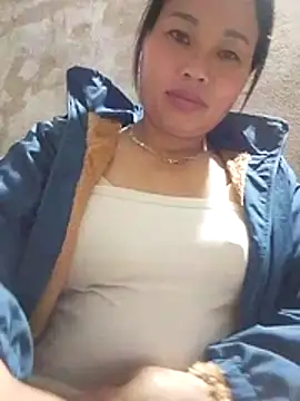 Maikha08 online show from February 24, 2026, 9:57 pm