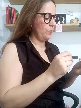 SofiEsteves online show from April 14, 2026, 1:39 pm