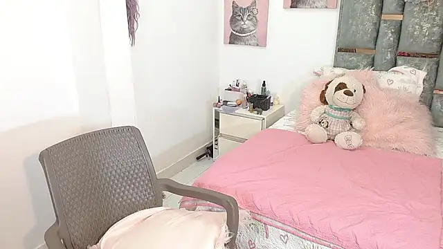 titania1502 online show from January 15, 2026, 8:08 am