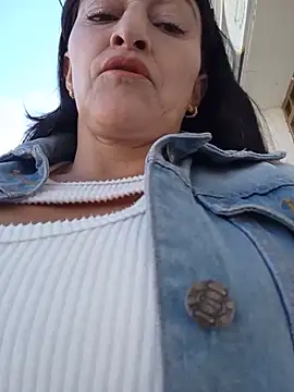 Snapshot of SAMMY_30- chatting on May 20, 2026, 1:06 pm SAMMY 30- online show from May 20, 2026, 1:06 pm
