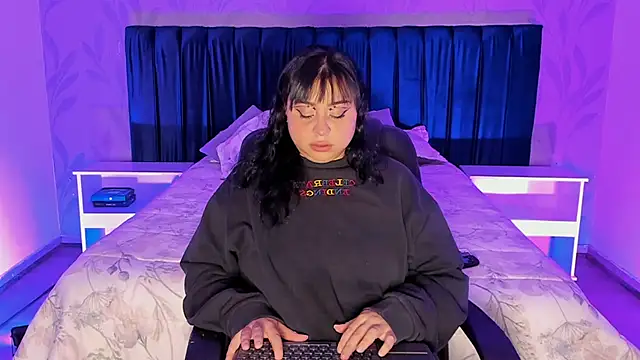 Snapshot of Saarada chatting on January 14, 2026, 3:12 am Saarada online show from January 14, 2026, 3:12 am