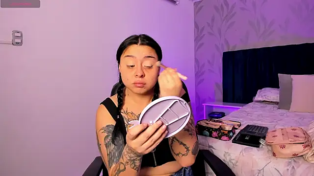 Snapshot of Saarada chatting on January 17, 2026, 5:23 am Saarada online show from January 17, 2026, 5:23 am