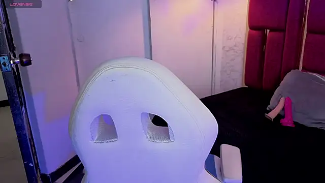 morgana white online show from February 13, 2026, 7:32 pm