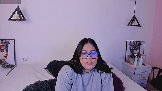 Briana Goldd online show from April 16, 2026, 3:40 am