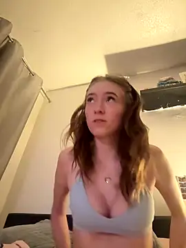 Snapshot of Keriacat_ chatting on December 18, 2025, 4:51 am Keriacat online show from December 18, 2025, 4:51 am