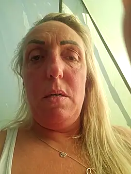 theblondecocklover online show from February 16, 2026, 2:24 pm