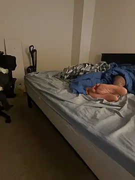 Kingbertfeet online show from February 3, 2026, 2:53 am