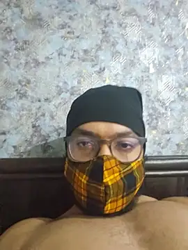 NunnuLelo online show from June 17, 2026, 10:54 pm