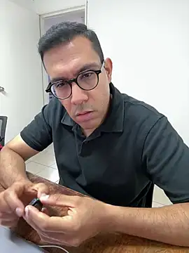 Snapshot of AdrianGarcia89 chatting on June 11, 2026, 1:27 am AdrianGarcia89 online show from June 11, 2026, 1:27 am