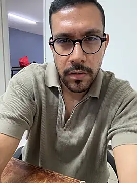 Snapshot of AdrianGarcia89 chatting on July 7, 2026, 1:30 am AdrianGarcia89 online show from July 7, 2026, 1:30 am