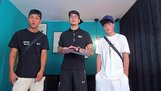 Oficial KingOfHeavens online show from January 8, 2026, 8:44 pm