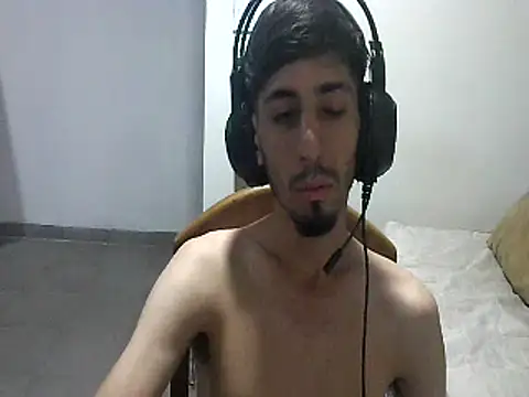 Franalbera online show from March 9, 2026, 12:25 am