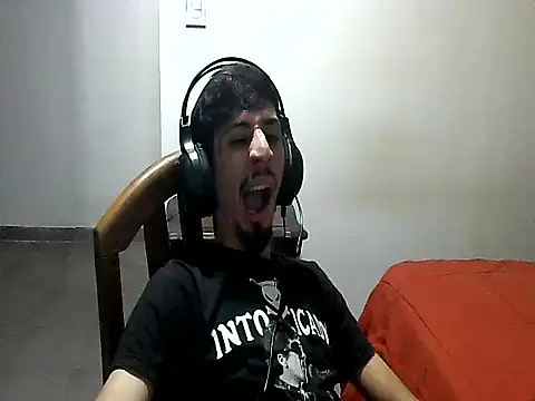 Franalbera online show from March 29, 2026, 6:35 am