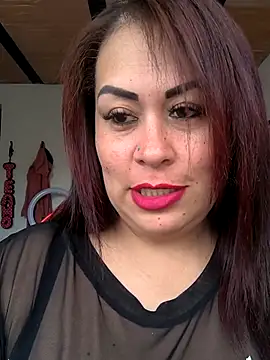 Natymendoza998 online show from February 10, 2026, 8:24 pm