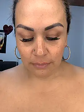 Natymendoza998 online show from April 11, 2026, 7:45 am