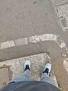 AqueousCrepe online show from April 7, 2026, 12:49 pm