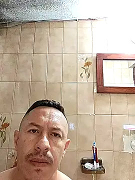 Snapshot of L_hotcream chatting on February 12, 2026, 1:28 pm L hotcream online show from February 12, 2026, 1:28 pm