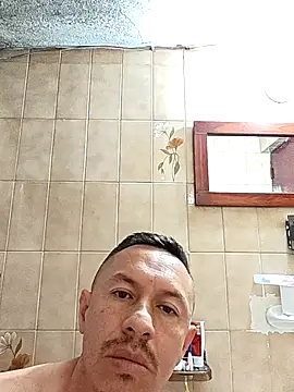 Snapshot of L_hotcream chatting on February 13, 2026, 12:12 pm L hotcream online show from February 13, 2026, 12:12 pm