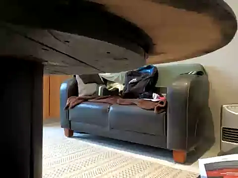 luiseandrogyne online show from December 18, 2025, 5:19 pm