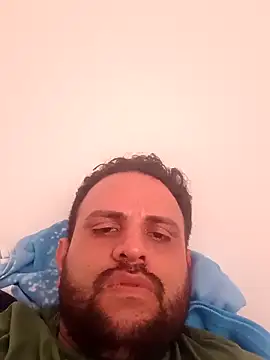 Snapshot of bramcho chatting on December 17, 2025, 6:47 pm bramcho online show from December 17, 2025, 6:47 pm