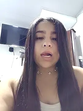 violet  rouse   online show from February 11, 2026, 2:16 am